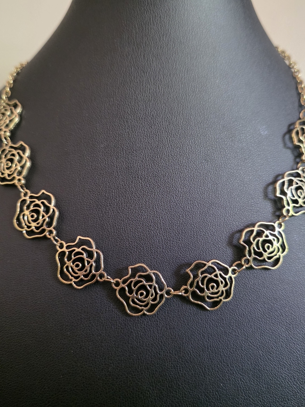 Antique Gold Rose Link Necklace Matching Earrings.Romantic · Delicate · Artisan